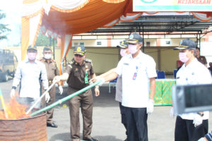 Kepala BNN Kabupaten Tabalong Hadiri Pemusnahan Barang Bukti Di Kejaksaan Negeri Tabalong
