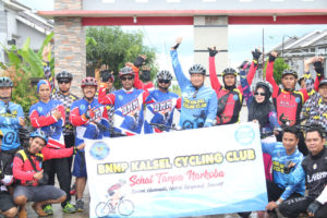 Meskipun Hujan melanda Tidak Mengurangi Semangat Gowes Kepala BNNP Dan Kepala BNNK KalSel Meskipun Hujan melanda Tidak Mengurangi Semangat Gowes Kepala BNNP Dan Kepala BNNK KalSel