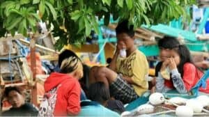 Dampak Hukum Penyalahgunaan LEM Dan Bahaya Bagi Kesehatan
